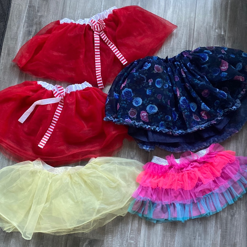 Tutus/skirts